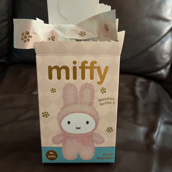 Vipo x Miffy Macaron Plush Series 2 - Standing Position - Picture 7 of 8